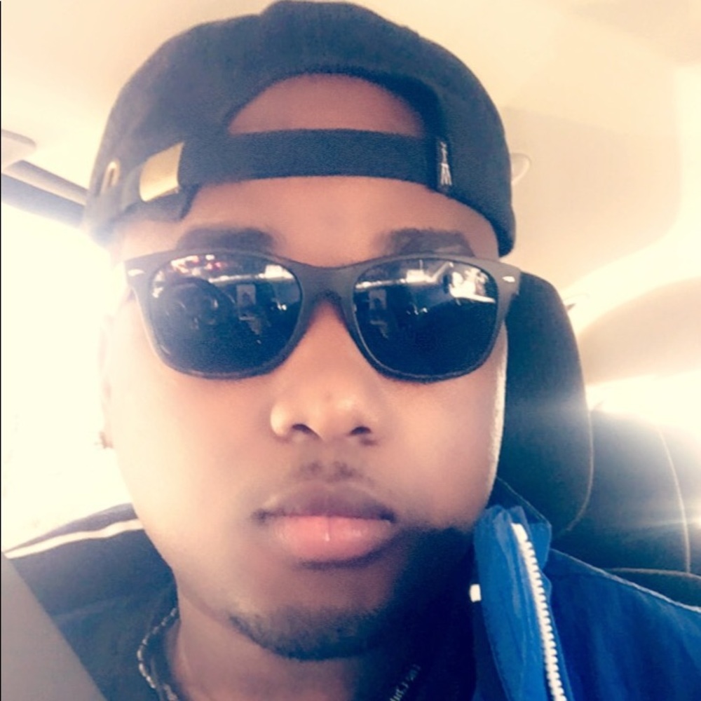 Meet your Posher, Mohamed